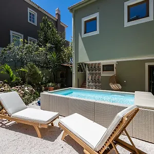 https://hostel-walk-in-airport.hotelaalgarve.com